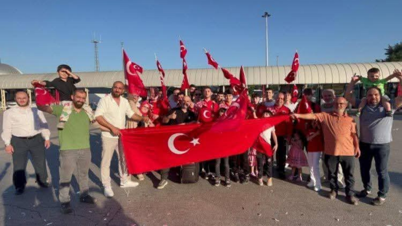 Avrupa Şampiyonu Bursa Orhaneli'den Çıktı Berat Demir Bilek Güreşinde Zirveye Ulaştı 2