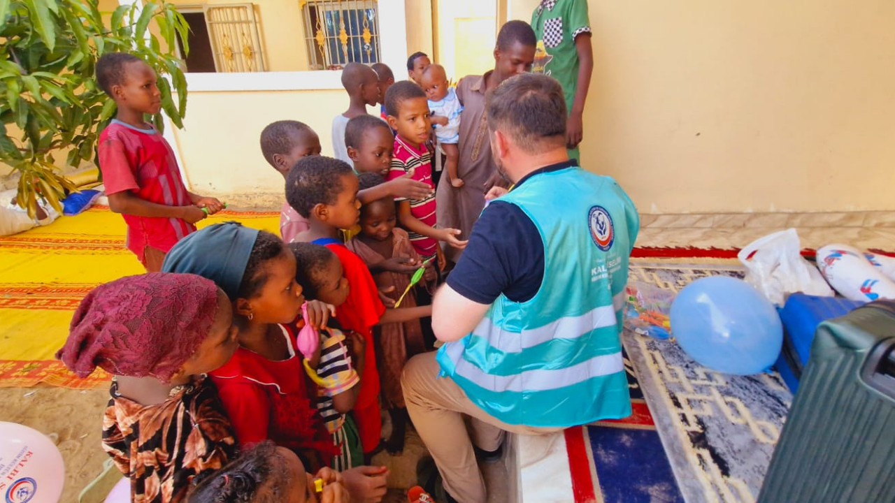 Bursa Merkezli Kalbi Selim Kültür Ve Yardımlaşma Derneği, Kurban Bayramı'nda Afrika'nın Çad Ülkesinde Gerçekleştirdiği Büyük Organizasyonla Takdir Topladı. 2