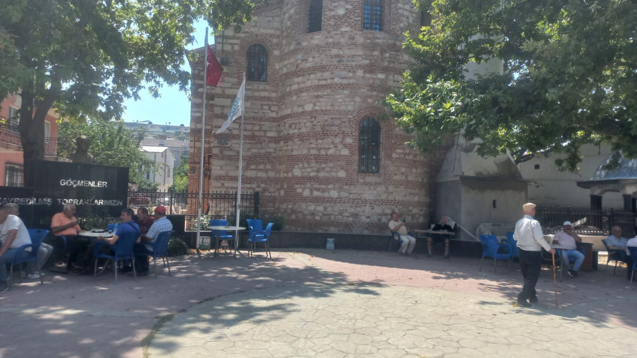 Bursa Özlüce'nin Tarihi Kilisesi Camiye Dönüştü İlk Cuma Namazı Tarihi! 7