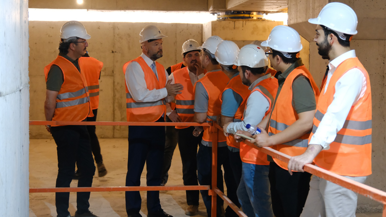 Bursa'nin Ri̇skli̇ Yapi Stoğu İçi̇n Müsi̇ad'dan %22Yarisi Bi̇zden%22 Çağrisi 9
