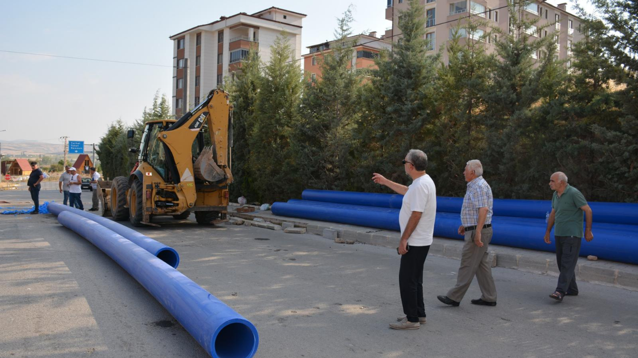 Başkan Şükrü Sargın, Alandaki Altyapı Çalışmalarını Yerinde İnceledi 3