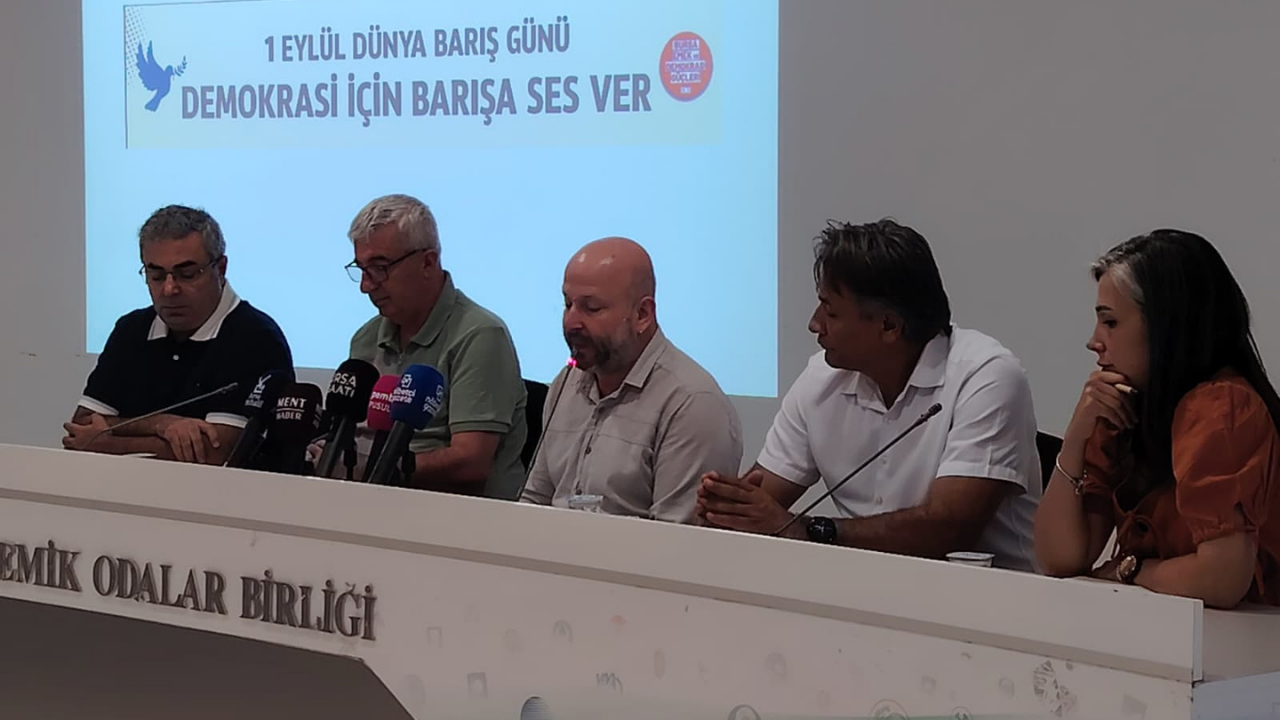 Bursa Emek Ve Demokrasi Güçleri Derneği'nden 1 Eylül Dünya Barış Günü Etkinliği 2