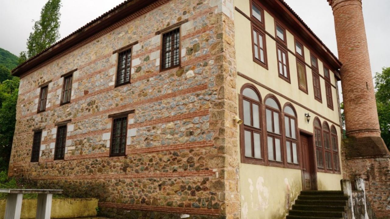 Bursa'nın Tarihi İlçesi Orhangazi Kuruluşu, Ekonomisi Ve Öne Çıkan Özellikleri 3