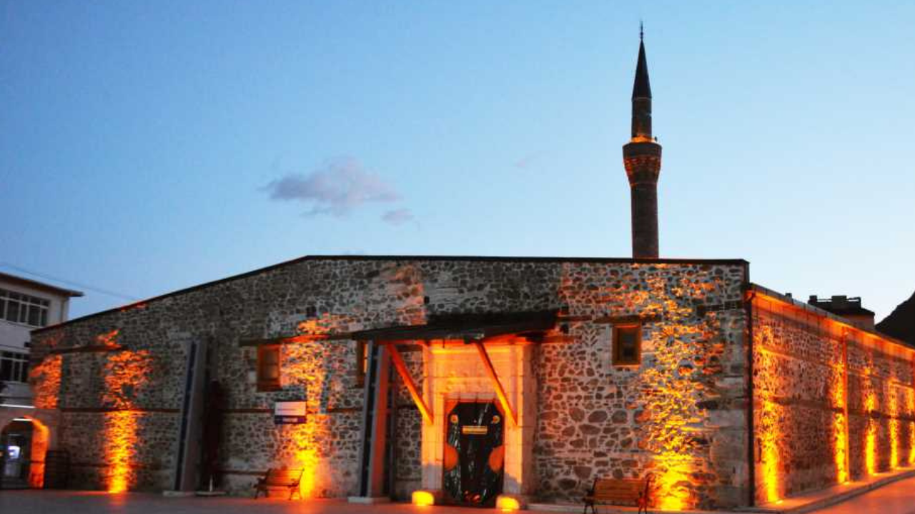 Eskişehir Sivrihisar Unesco'dan Tarihe, 17 Gezilecek Yer Ve Lezzet Durakları Rehberi 2