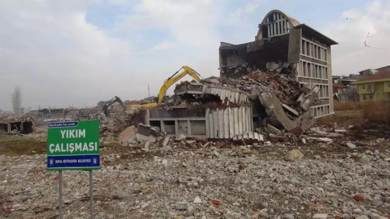 Türkiye'nin İlk Çamaşır Makinesi Fabrikası 'Tolon', Bursa'da Yeniden Canlanıyor! 2