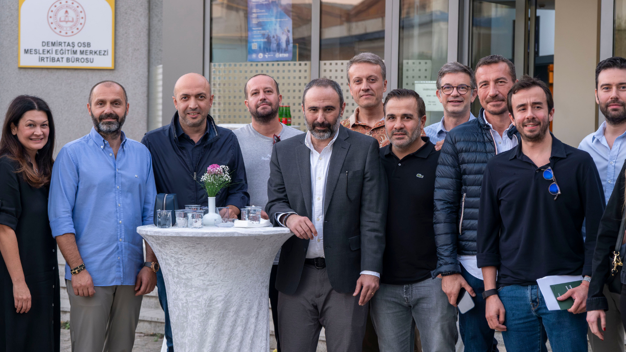 Bursa Dosabsi̇sd Başkanı Kutlualp Geleceği Tasarlayarak Rekabette Öne Geçeceğiz'' 2