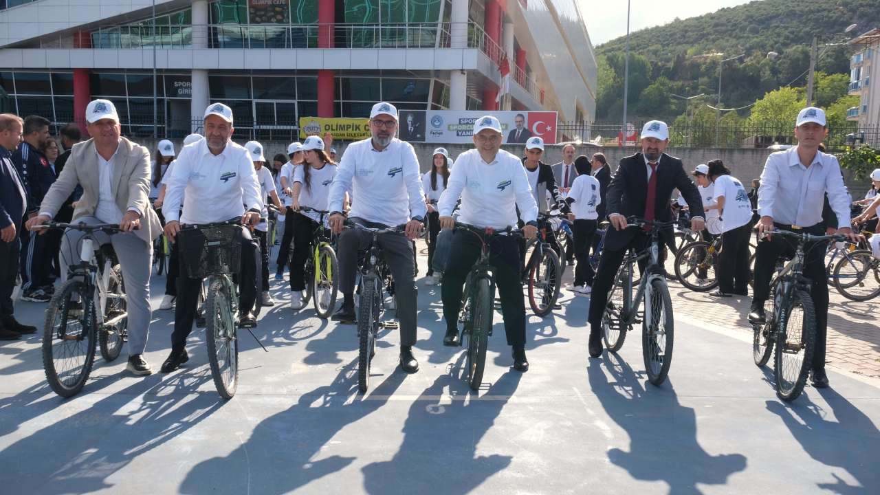 Bursa’da Pedallar Sürdürülebilir Gelecek İçin Döndü 3