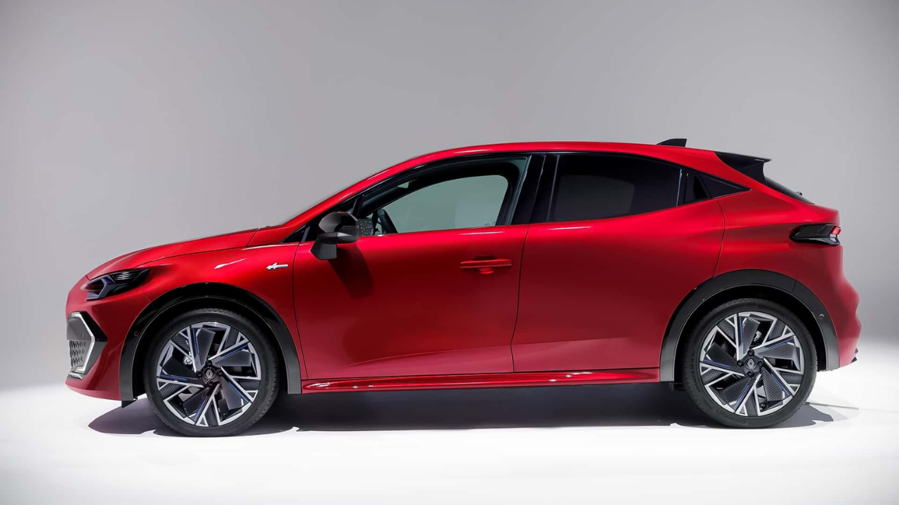 Bursalı Yeni Nesil Renault Clio Sahneye Çıktı Üretim Merkezi Yine Bursa Olacak 2