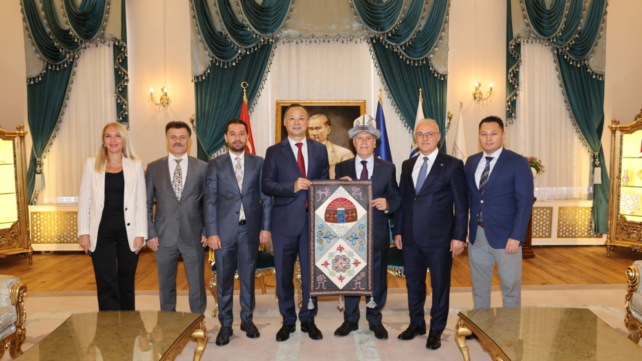 Kırgızistan Ankara Büyükelçisi Ruslan Kazakbaev'den Bursa'ya Stratejik Ziyaret 3