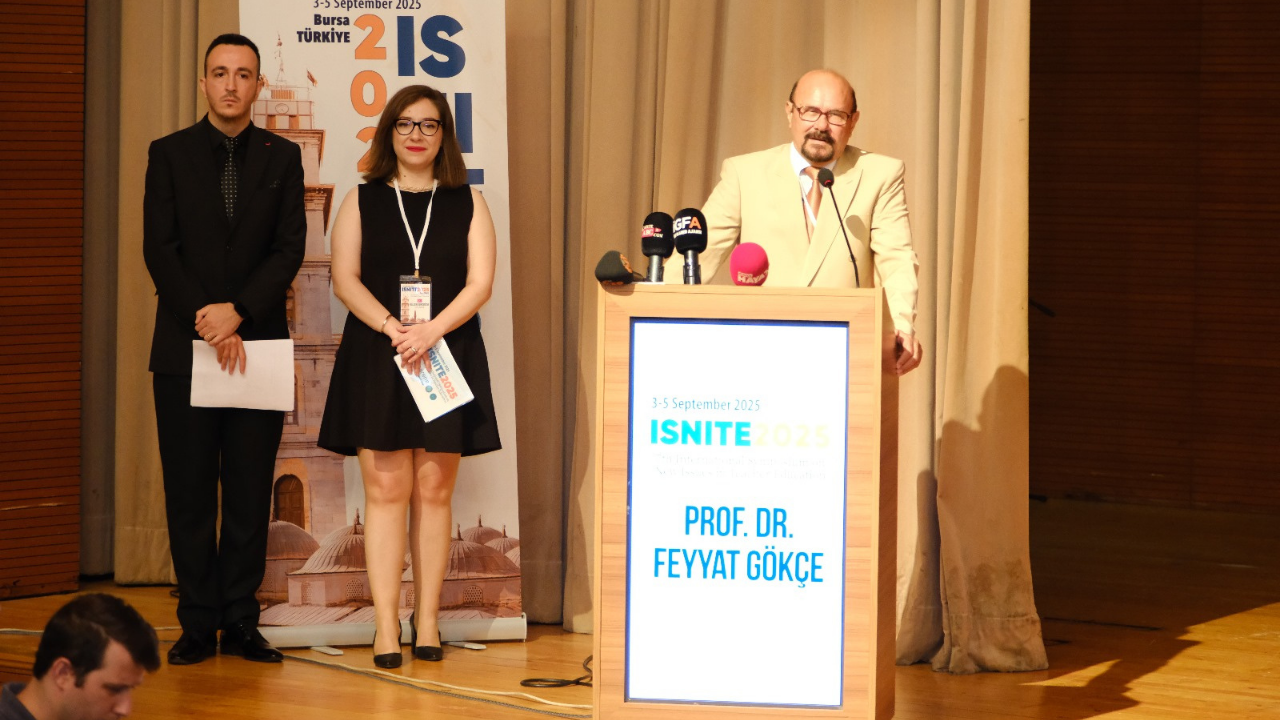 Öğretmen Eğitiminin Geleceği Bursa'da Konuşuluyor Isnite 2025 Başladı 4