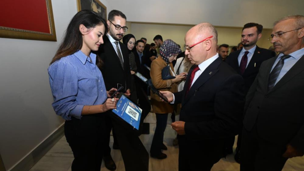 Ak Parti Bursa İl Başkanı Gürkan’dan Mahalle Başkanlarına Övgü %22Siz Bu Davanın Kalbisiniz!%22 Su Ve Konut Mesajı4