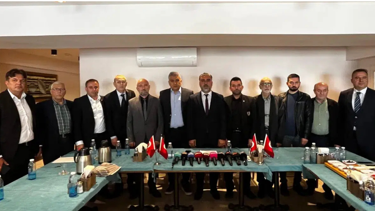 Bursa Bi̇ldef Çatırdayarak Dağılıyor Mu? 12 Büyük Hemşeri Derneği Topluca İstifa Etti! 2