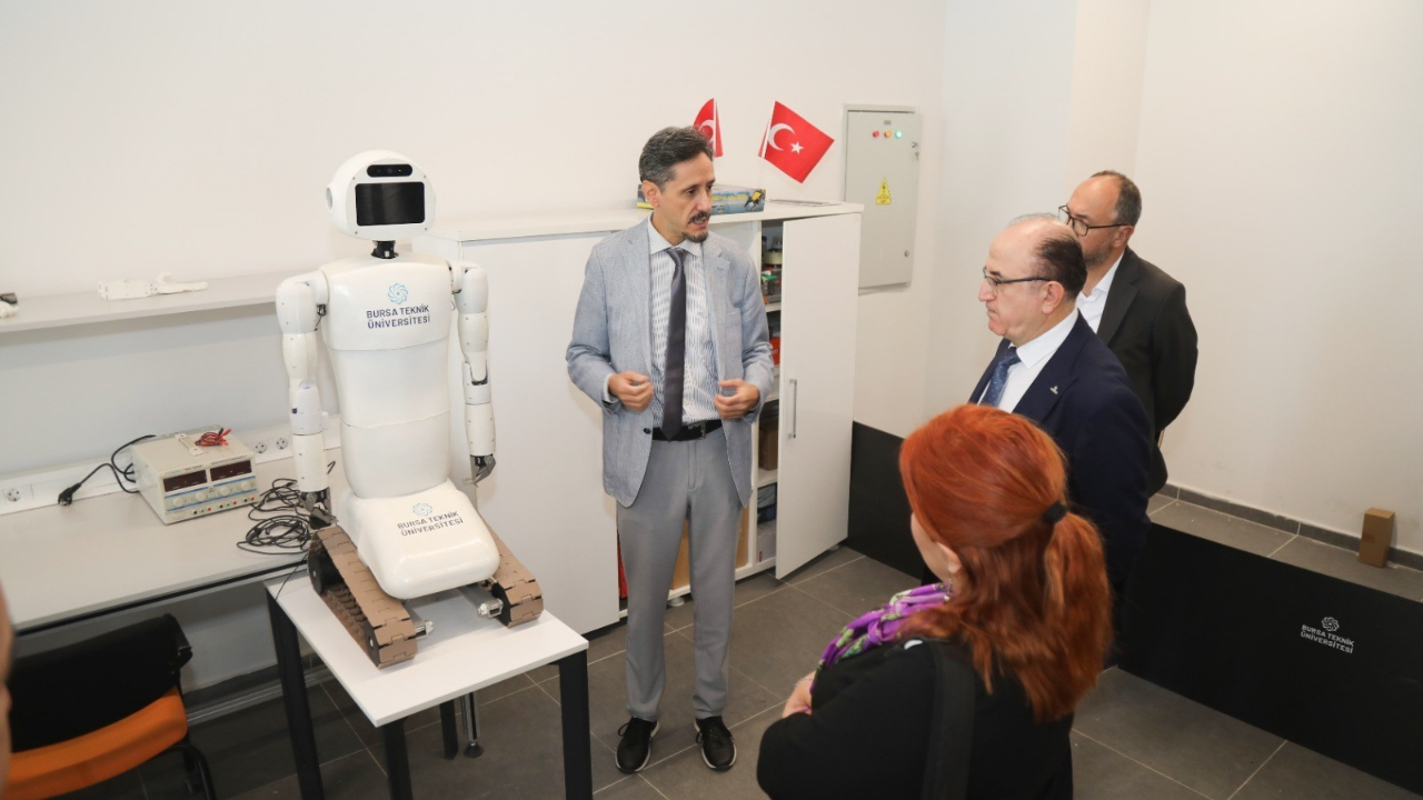Bursa Teknik Üniversitesi İle Havelsan Arasında İnsansız Sualtı Aracı Projesi Anlaşması 2