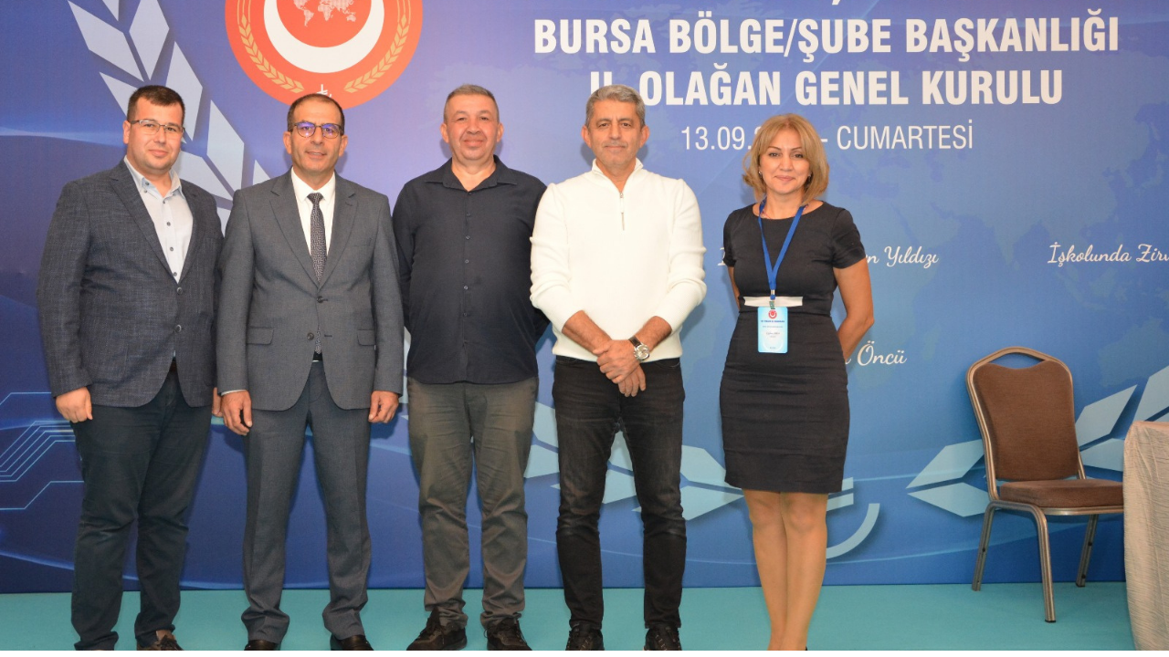 Bursa'da Büyük Yangın! 4 Dükkan Alevlere Teslim Oldu 4
