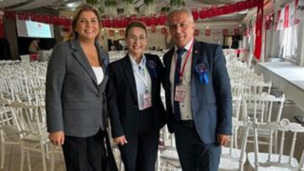 Chp Karadeniz Ereğli'de Tarihi Seçim Yeni Kadın İlçe Başkanı Zerrin Yılmaz Erdoğan Oldu! 2