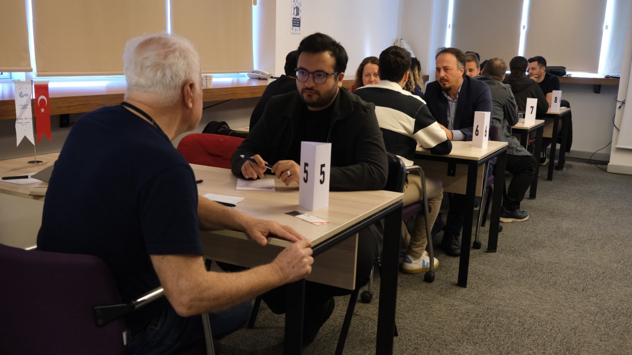 Ulutek’te Teknoloji̇ Buluşmalari İle Fi̇rmalar Arasi İş Bi̇rli̇ği̇ Güçleni̇yor3