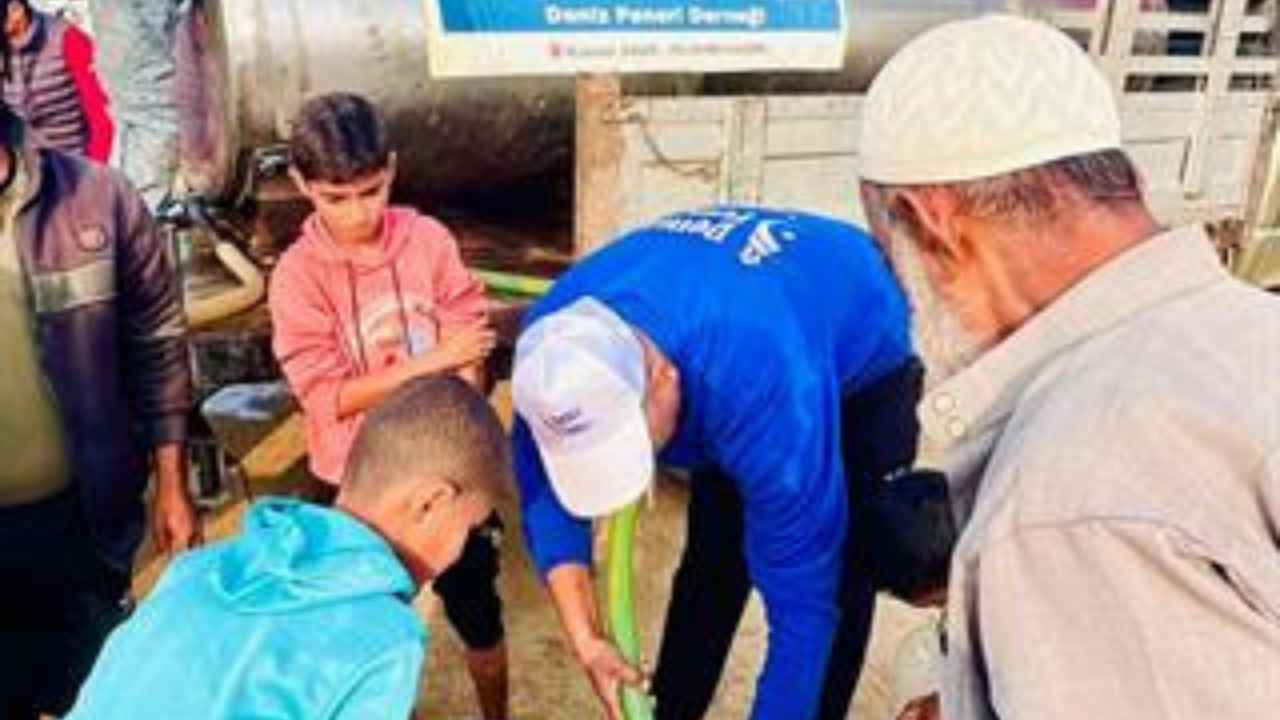 Deniz Feneri’nden En Büyük Su Yardımı Yola Çıktı!2