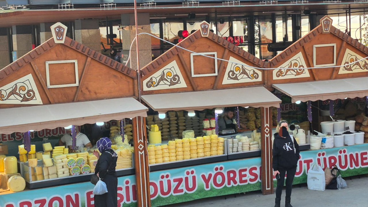 Esder Başkanı Özacar'dan Kritik Uyarı %22Festival Adı Altındaki Etkinlikler Toplum Sağlığını Ve Esnafı Tehdit Ediyor!%225