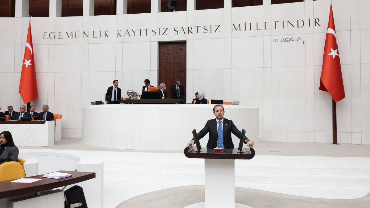 Ak Parti̇ Mi̇lletveki̇li̇ Kiliç, Tbmm’de Konuştu “Türki̇ye Artik Küresel Bi̇r Turi̇zm Markasidir”2