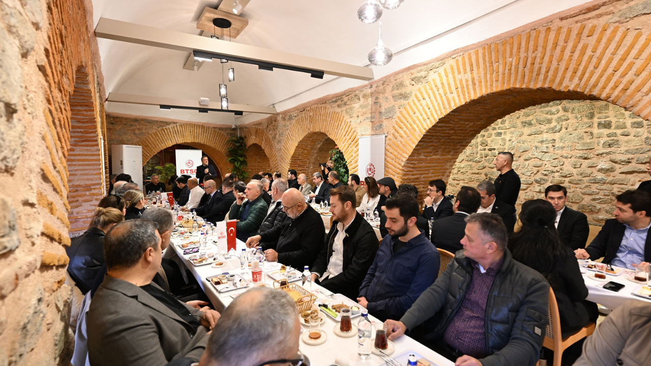Btso Yönetim Kurulu Başkanı İbrahim Burkay “Dijitalleşme Tarihi Çarşılarımız İçin Büyük Fırsatlar Sunuyor”4