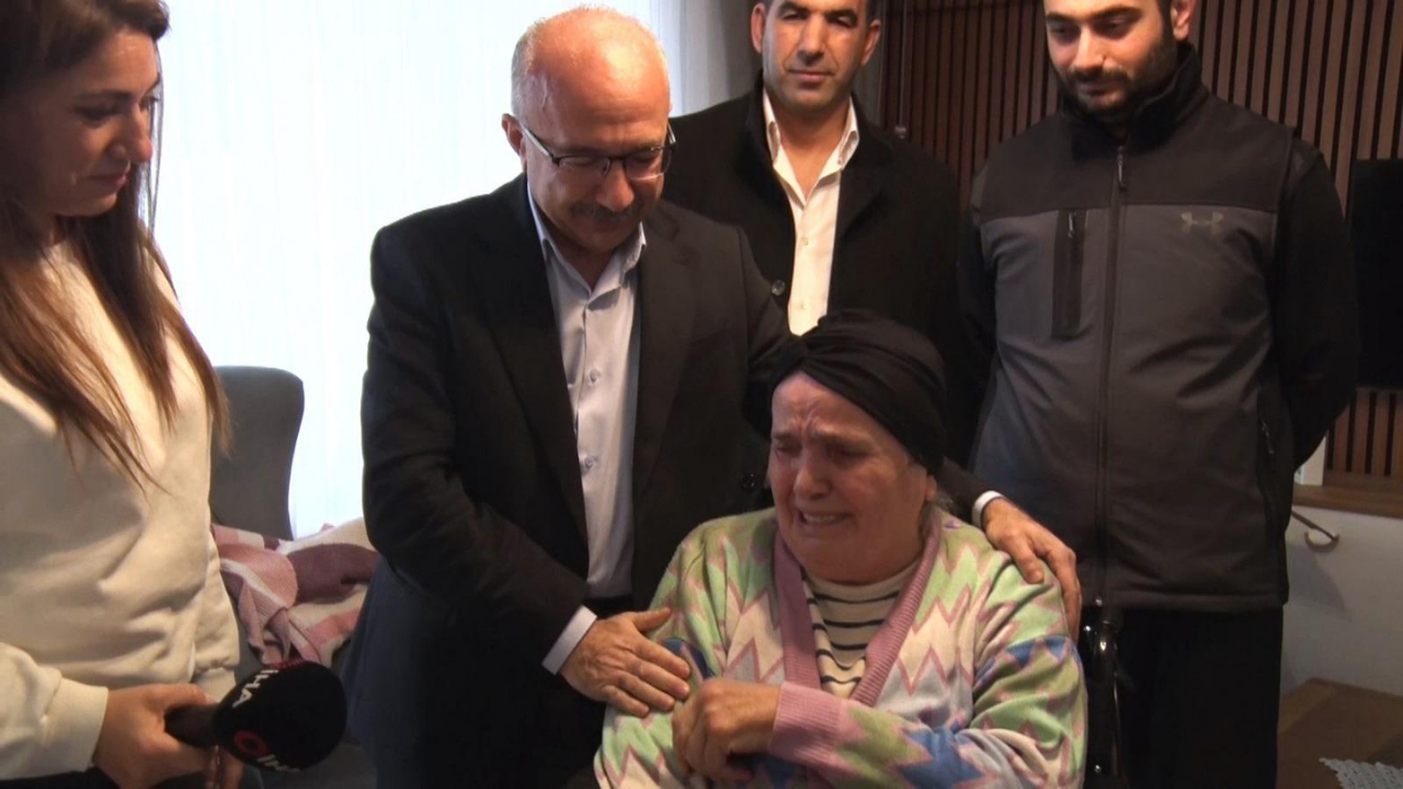 Bursa’da Karlı Havada Yürekleri Isıtan Yardım İhtiyaç Sahibi Vatandaşlara Şefkat Eli!5