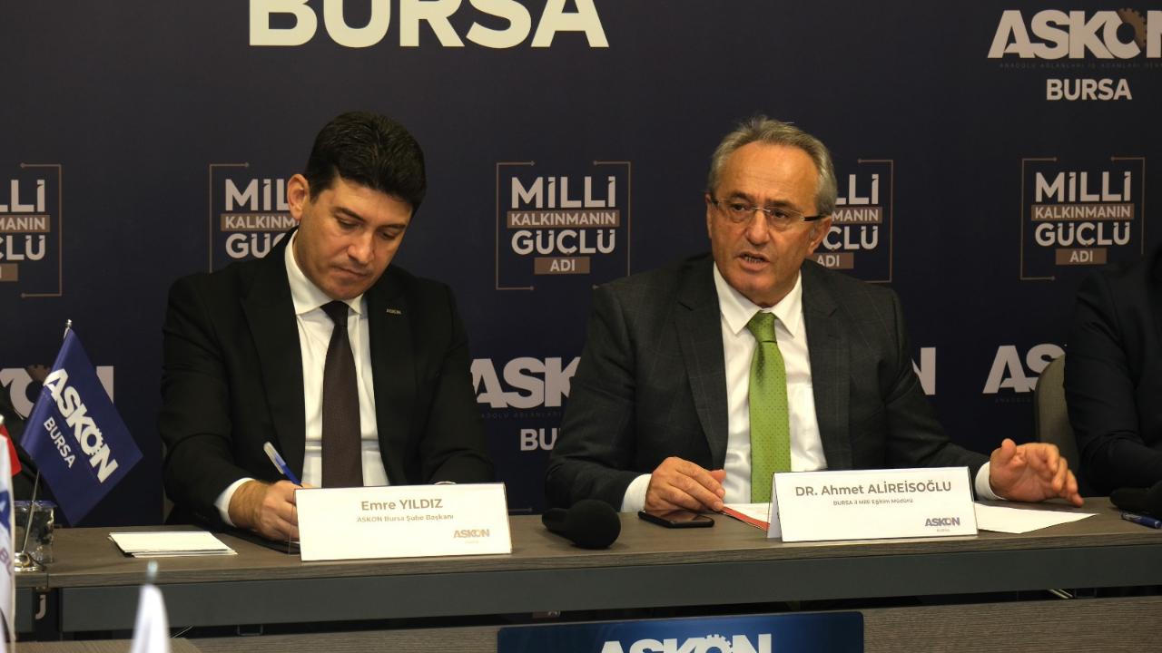 Eği̇ti̇mi̇n Geleceği̇ Askon Bursa’da Masaya Yatirildi2