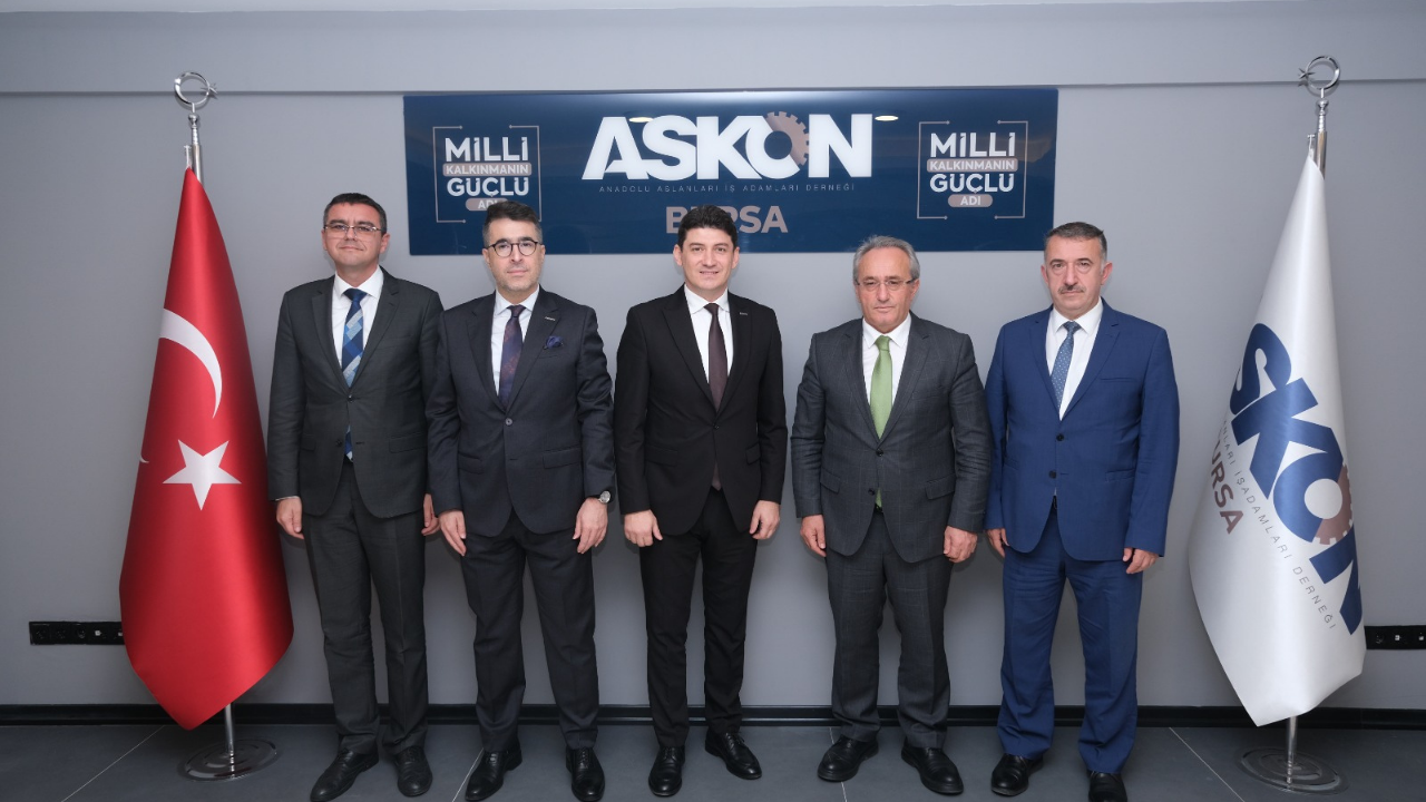 Eği̇ti̇mi̇n Geleceği̇ Askon Bursa’da Masaya Yatirildi3