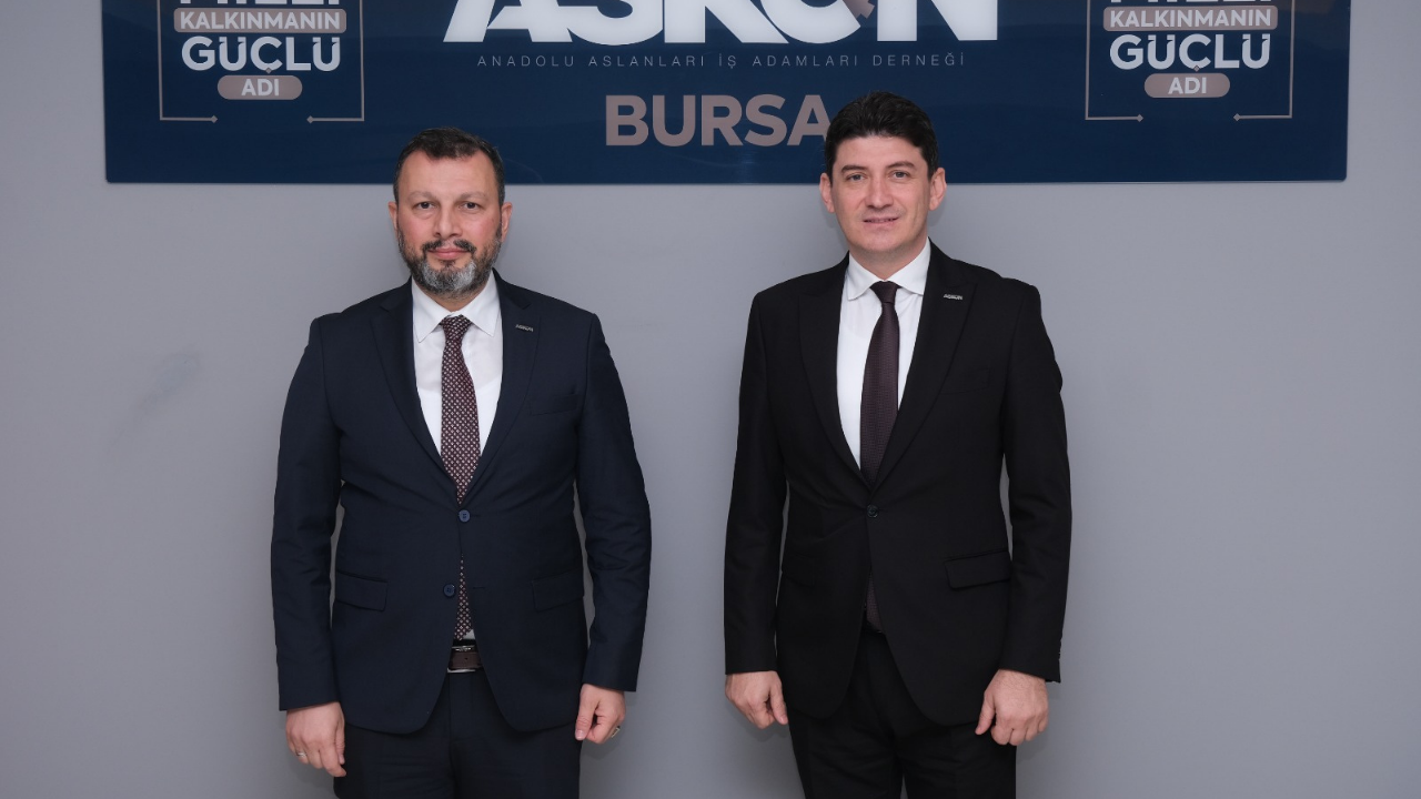 Eği̇ti̇mi̇n Geleceği̇ Askon Bursa’da Masaya Yatirildi4