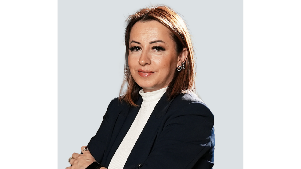 Erzurumlu İş İnsanlari (Ersi̇yad) Ekonomi̇ Zi̇rvesi̇ Doç. Dr. Fi̇li̇z Eryilmaz Konuşmaci4