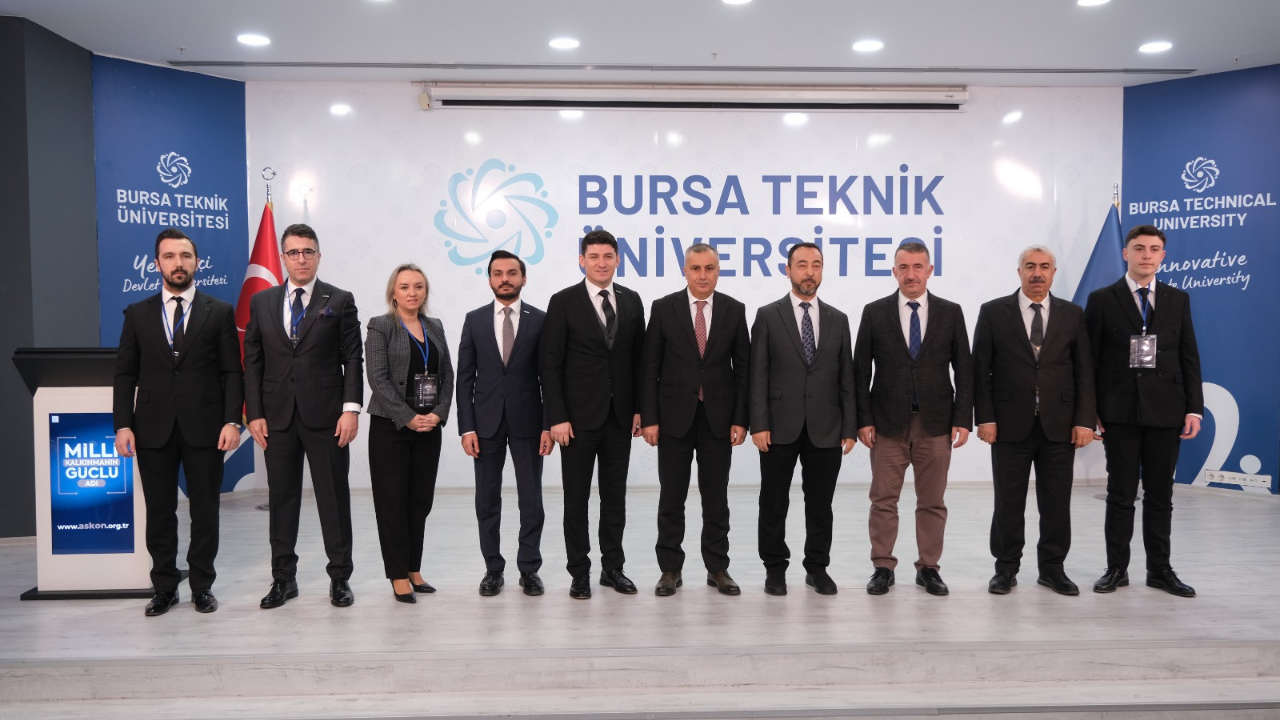 Askon Bursa Gençli̇k Çaliştayi Tamamlandi 10 Farkli Komi̇tede Geleceği̇n Strateji̇leri̇ Ele Alindi3