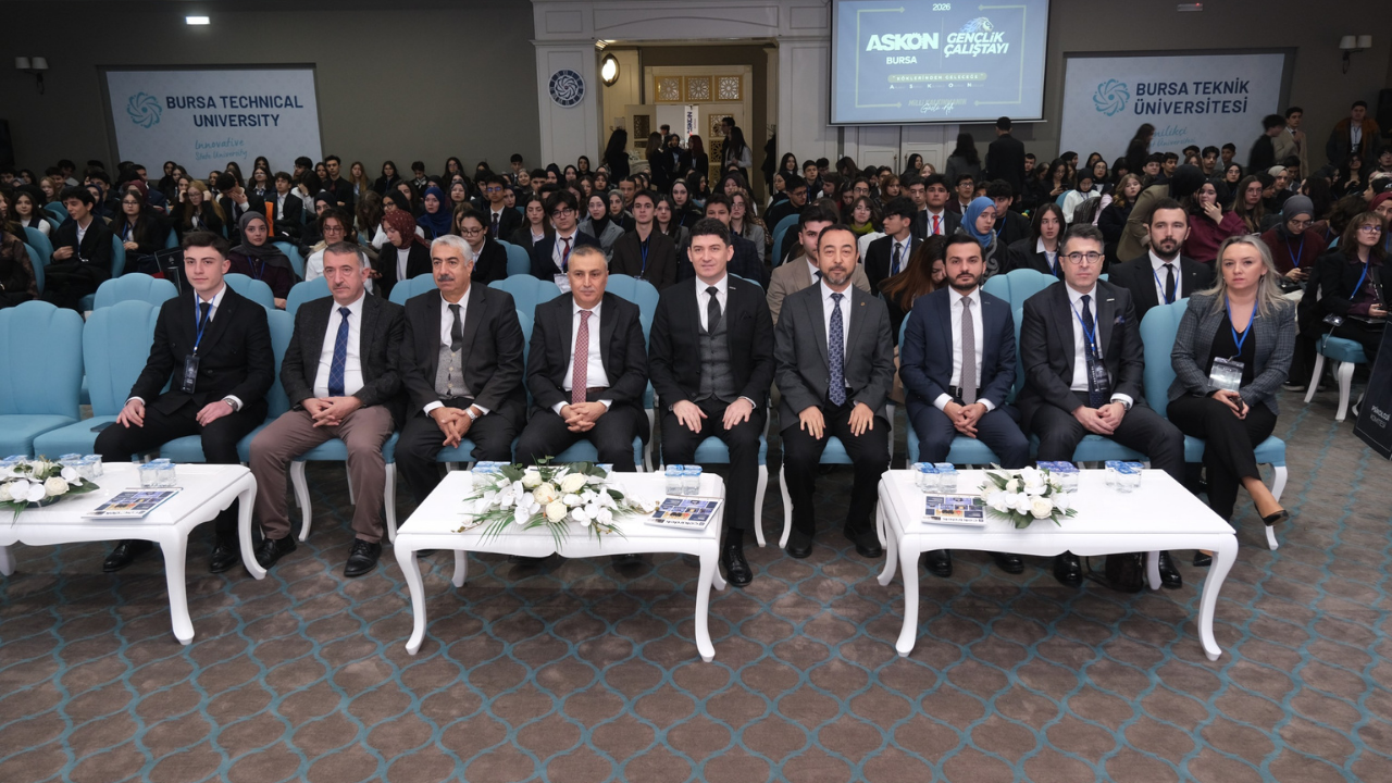 Askon Bursa Gençli̇k Çaliştayi Tamamlandi 10 Farkli Komi̇tede Geleceği̇n Strateji̇leri̇ Ele Alindi4