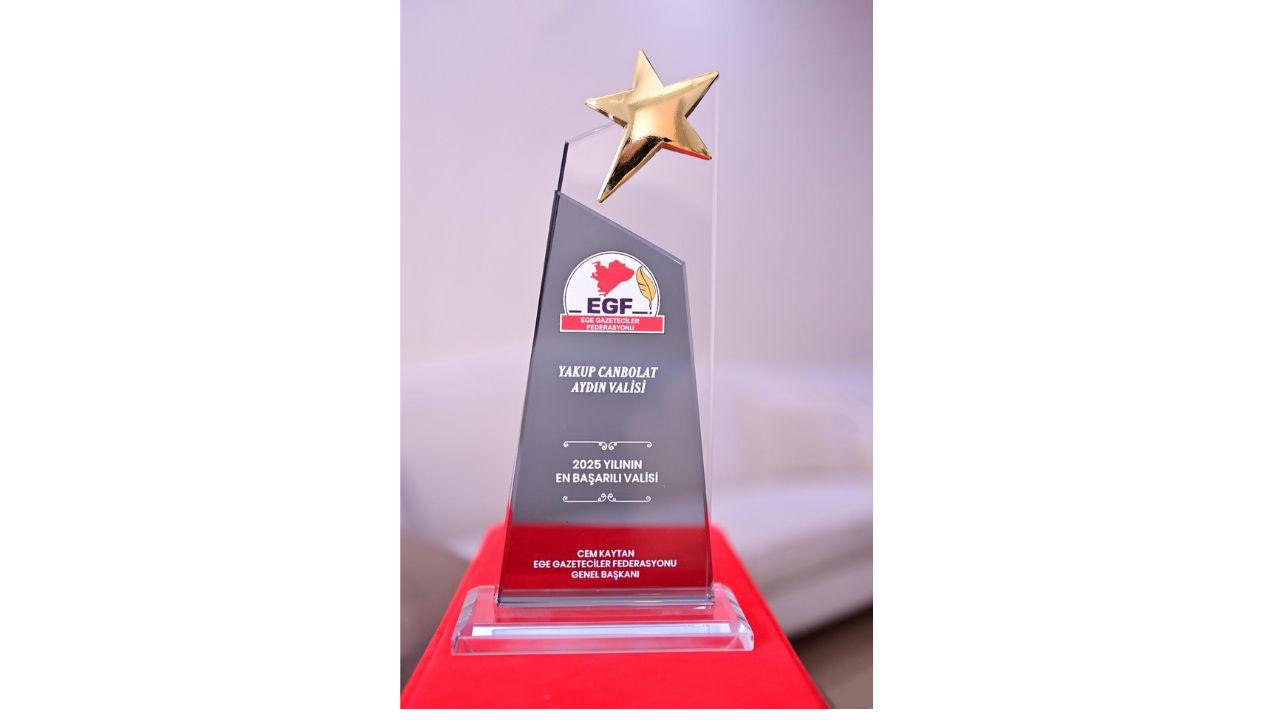 Aydın Valisi Yakup Canbolat’a Büyük Ödül Gazeteciler “En Başarılı Vali” Seçti!2
