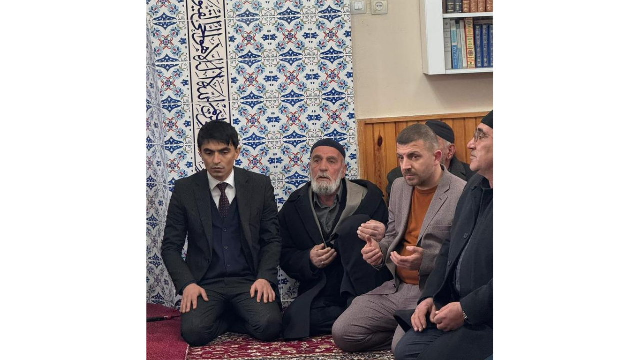 Hınıs Ovakozlu’da Husumet Yerini Kardeşliğe Bıraktı Dev Barış Töreni!4