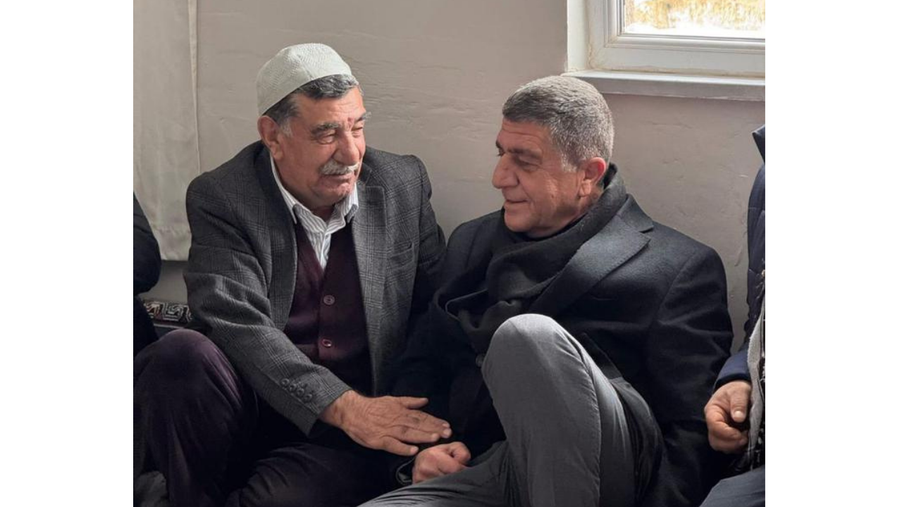 Hınıs Ovakozlu’da Husumet Yerini Kardeşliğe Bıraktı Dev Barış Töreni!8