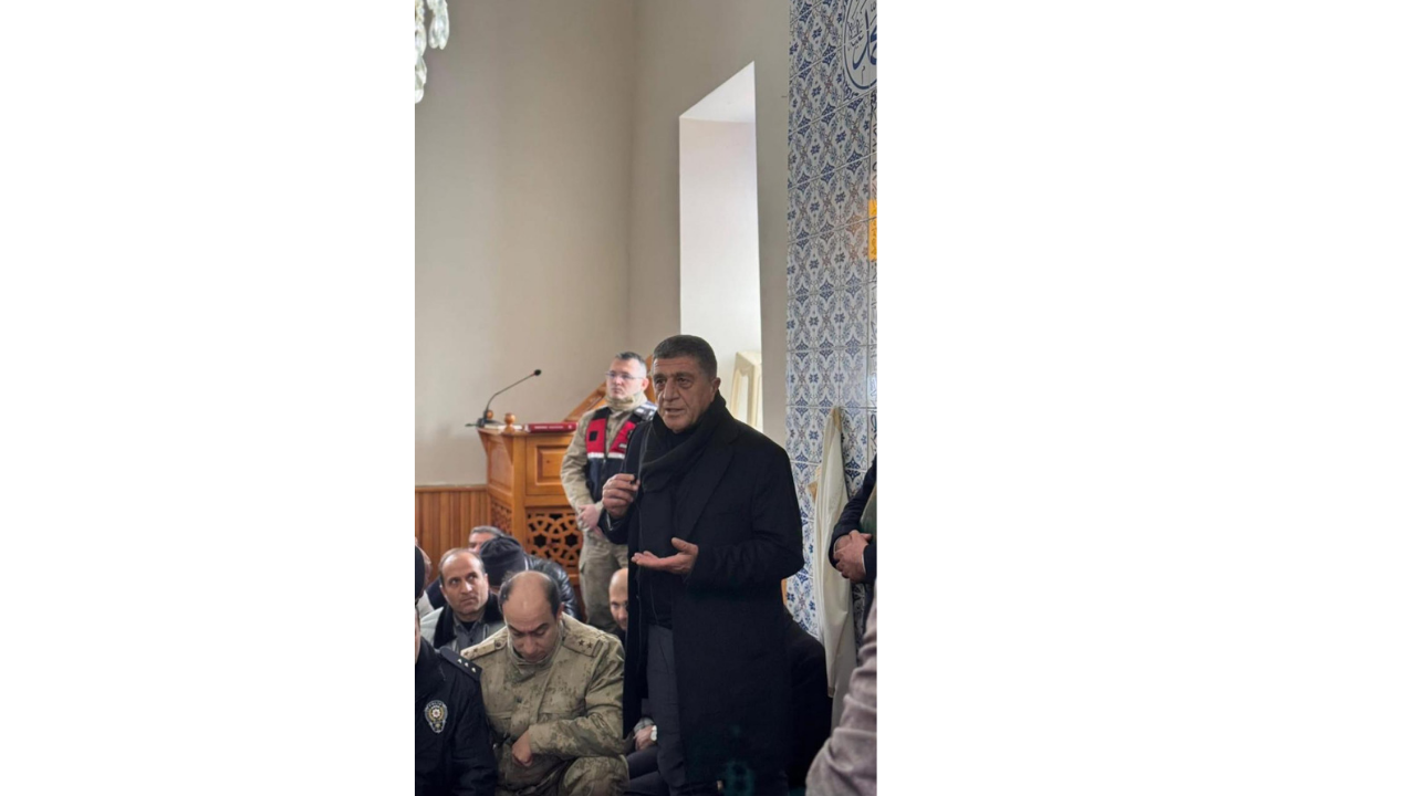 Hınıs Ovakozlu’da Husumet Yerini Kardeşliğe Bıraktı Dev Barış Töreni!9