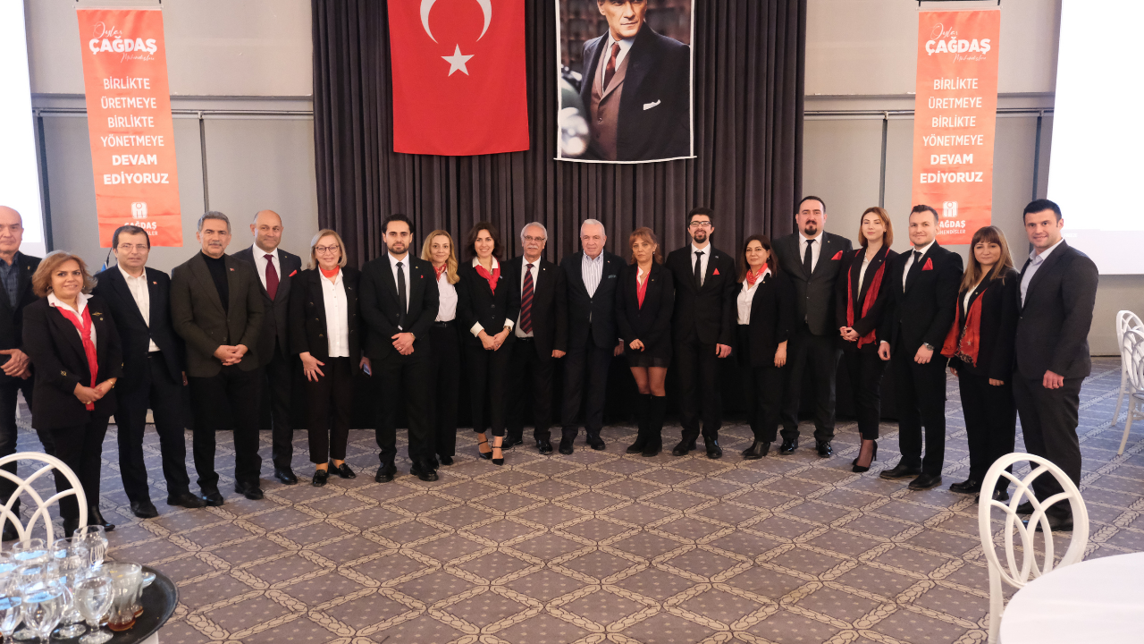 İmo Bursa Seçi̇mi̇ Öncesi̇ İnşaat Mühendi̇sleri̇ Odasi Bursa Şubesi̇’nde Ferdi̇ Tercanlioğlu’na Yoğun İlgi̇9