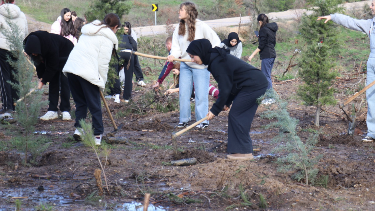 Bursa Busader’den Mudanya Balabancık’a Hatıra Ormanı 10 Bin Fidan Toprakla Buluştu!2
