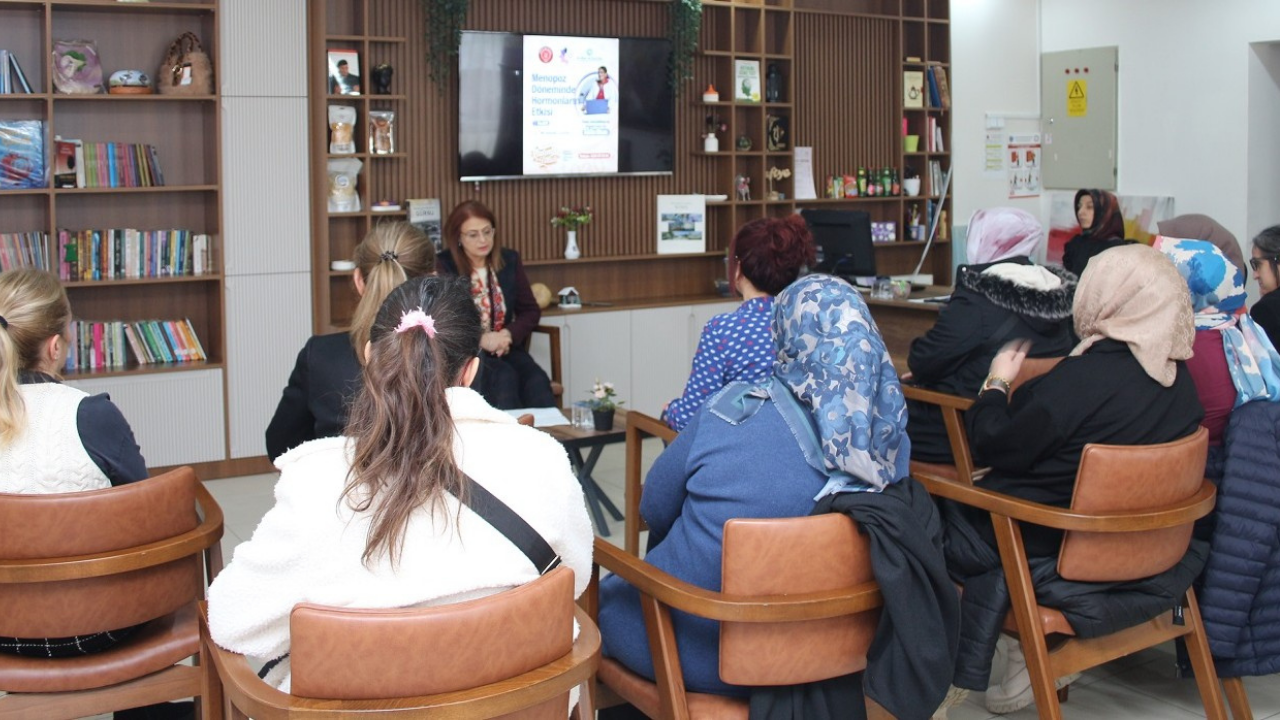 Bursa Gürsu'da Kadın Sağlığı Adına Önemli Buluşma2