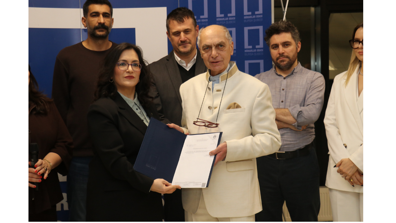 Bursa Mi̇marlar Odasi Başkani Mazbatasini Aldi! Mimarlar Odası’nda Şirin Rodoplu Şimşek Ile Yeni Dönem Başladı3
