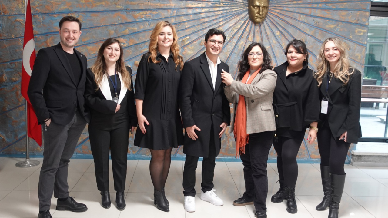 Bursa Mi̇marlar Odasi Başkani Mazbatasini Aldi! Mimarlar Odası’nda Şirin Rodoplu Şimşek Ile Yeni Dönem Başladı5