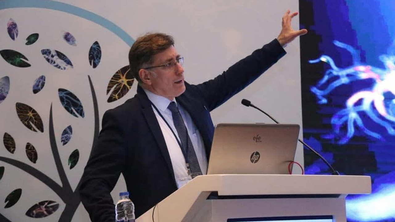 Prof. Dr. Haluk Barbaros Oral İmmünoloji Alanında Bilime Adanmış Bir Kariyer3