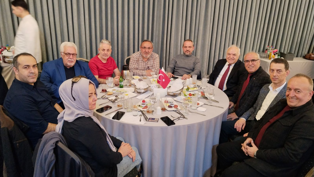 Bursa’da Gesi̇ad Ailesi İftar Sofrasında Buluştu7