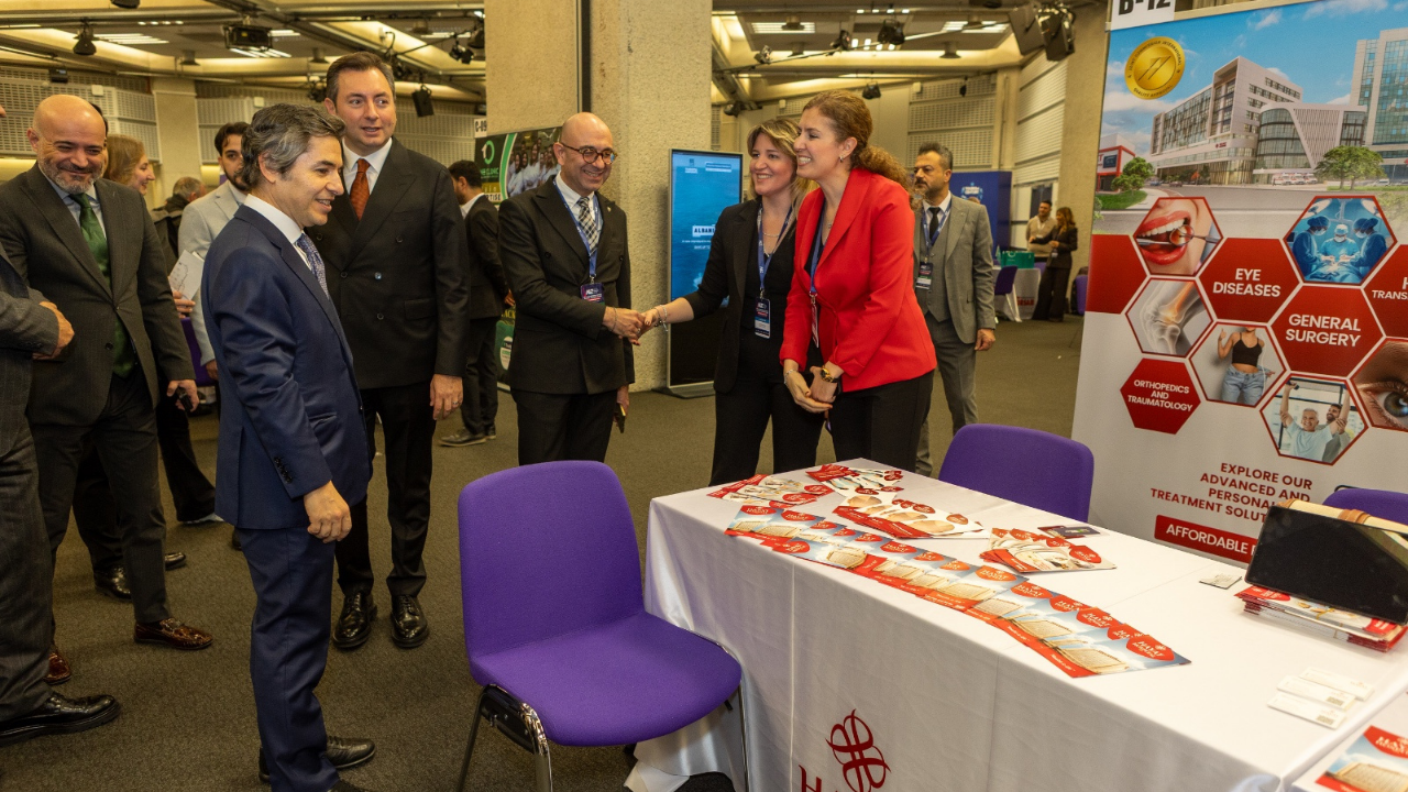 Hayat Hastanesi Londra Sağlık Turizm Fuarına Katıldı4