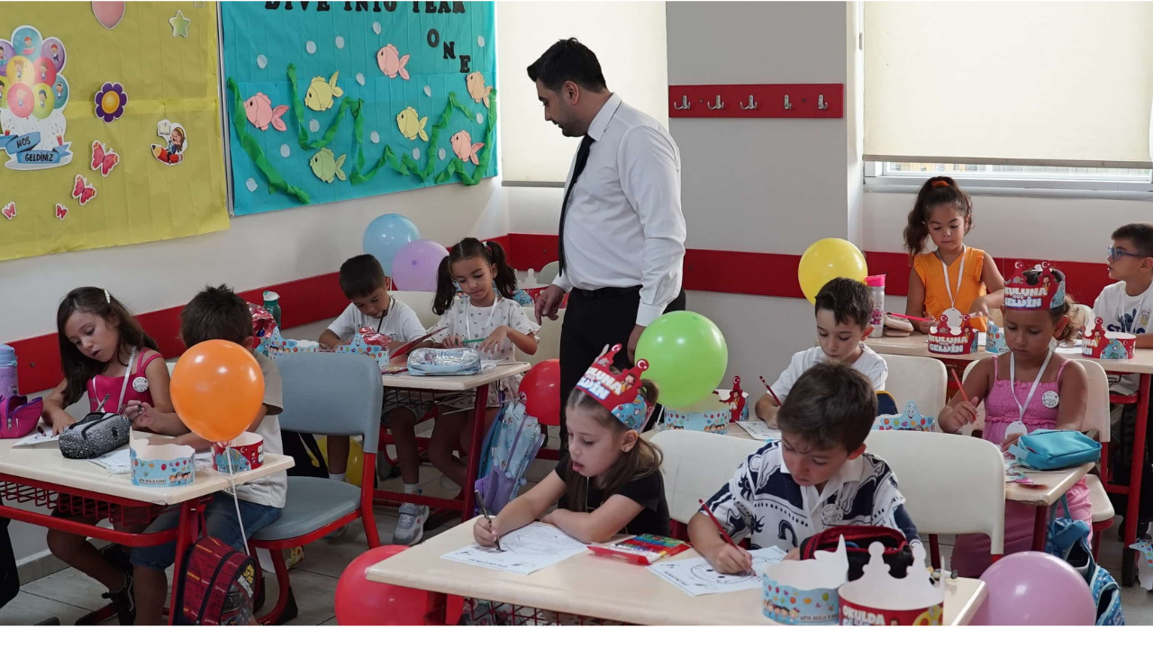 Okullar Ne Zaman Kapanıyor? 2026 Yaz Tatili ve Karne Günü Tarihi Açıklandı
