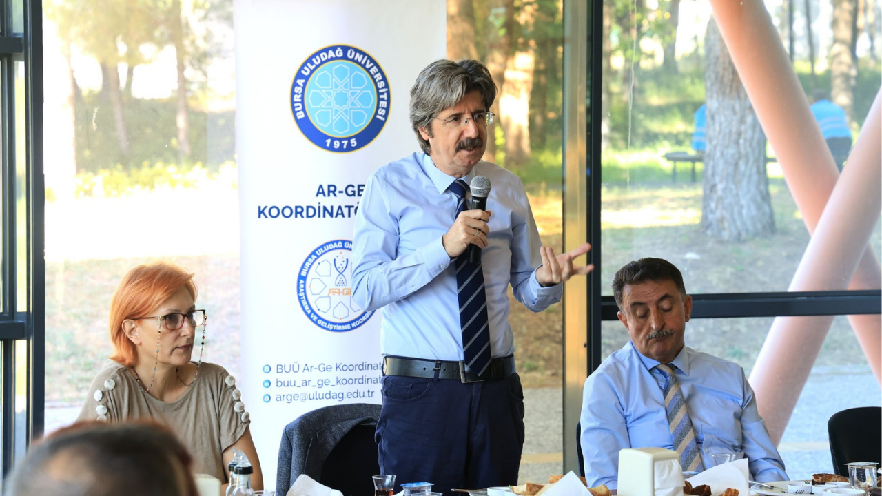 Başarılı Akademisyenler 17. Kez Rektörle Bir Araya Geldi2