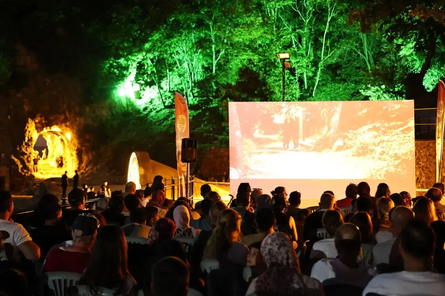 Zonguldak'ta 'Kelebeğin Rüyası' gösterimine yoğun ilgi