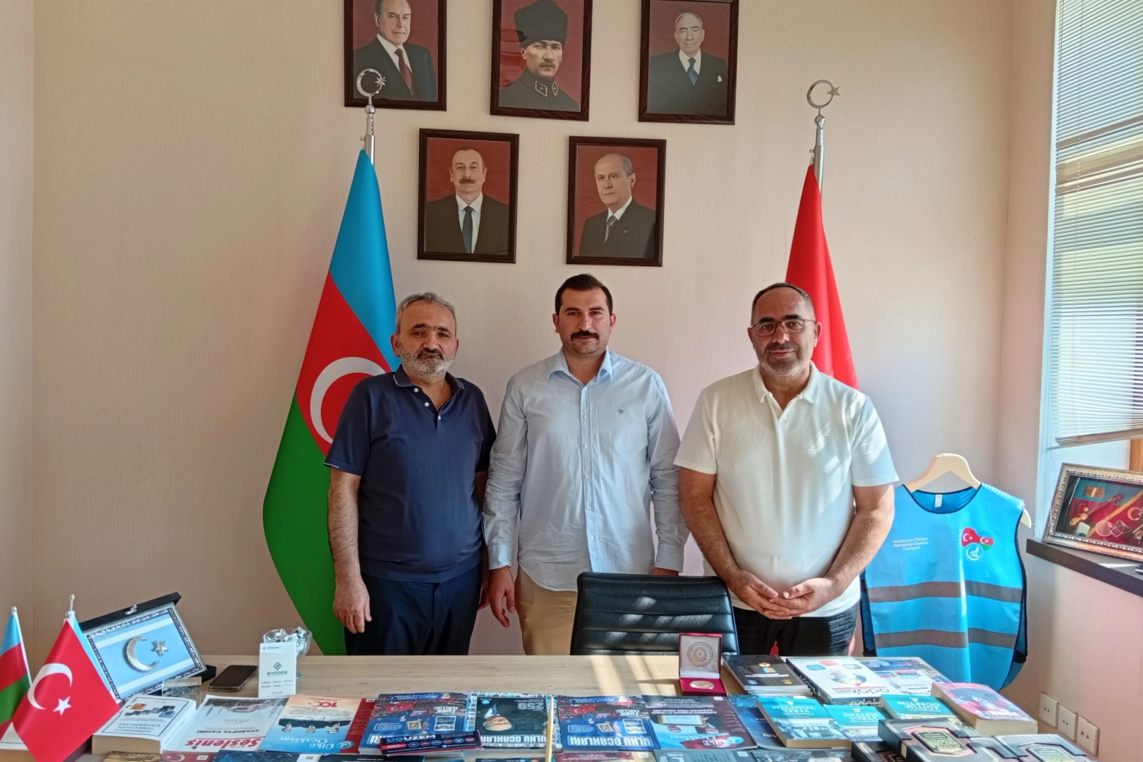 Bakü'de Azerbaycan-Türkiye kardeşliği için 'Ülkü Ocakları' adımı