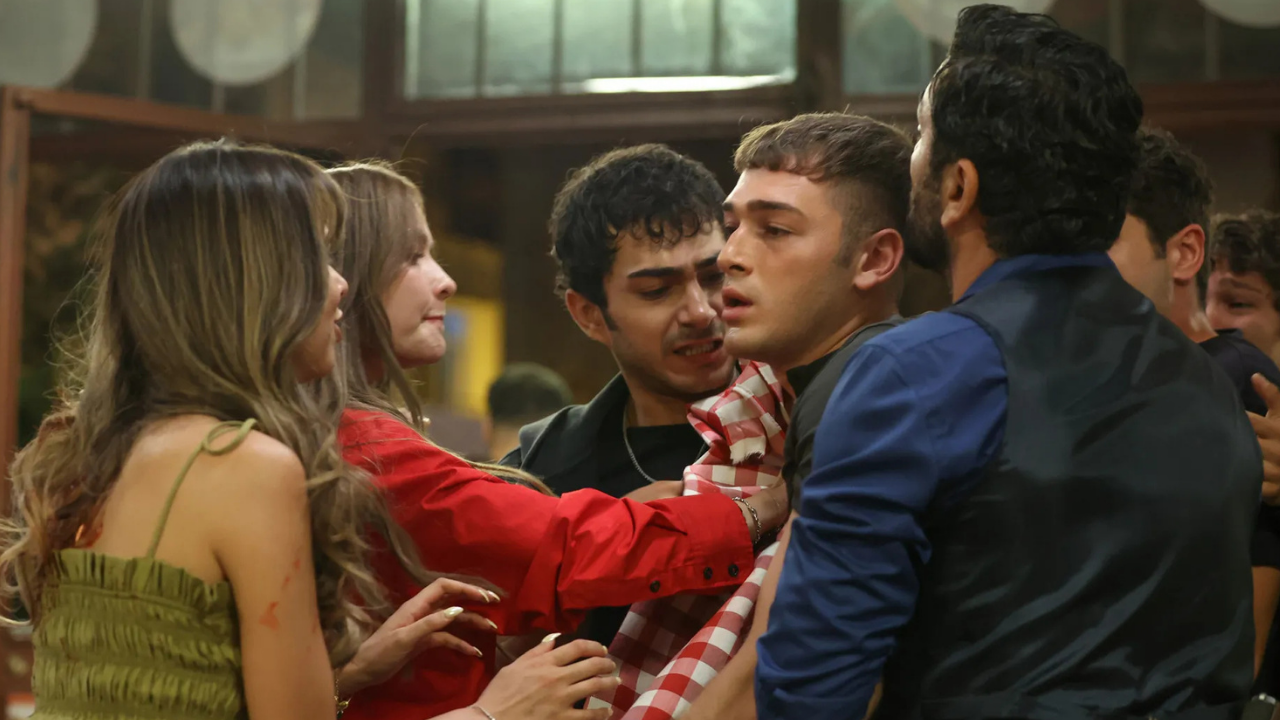 Altı Üstü İstanbul Nerede Çekiliyor, Hangi İlçede? Altı Üstü İstanbul Oyuncuları Kimler, Konusu Nedir?2