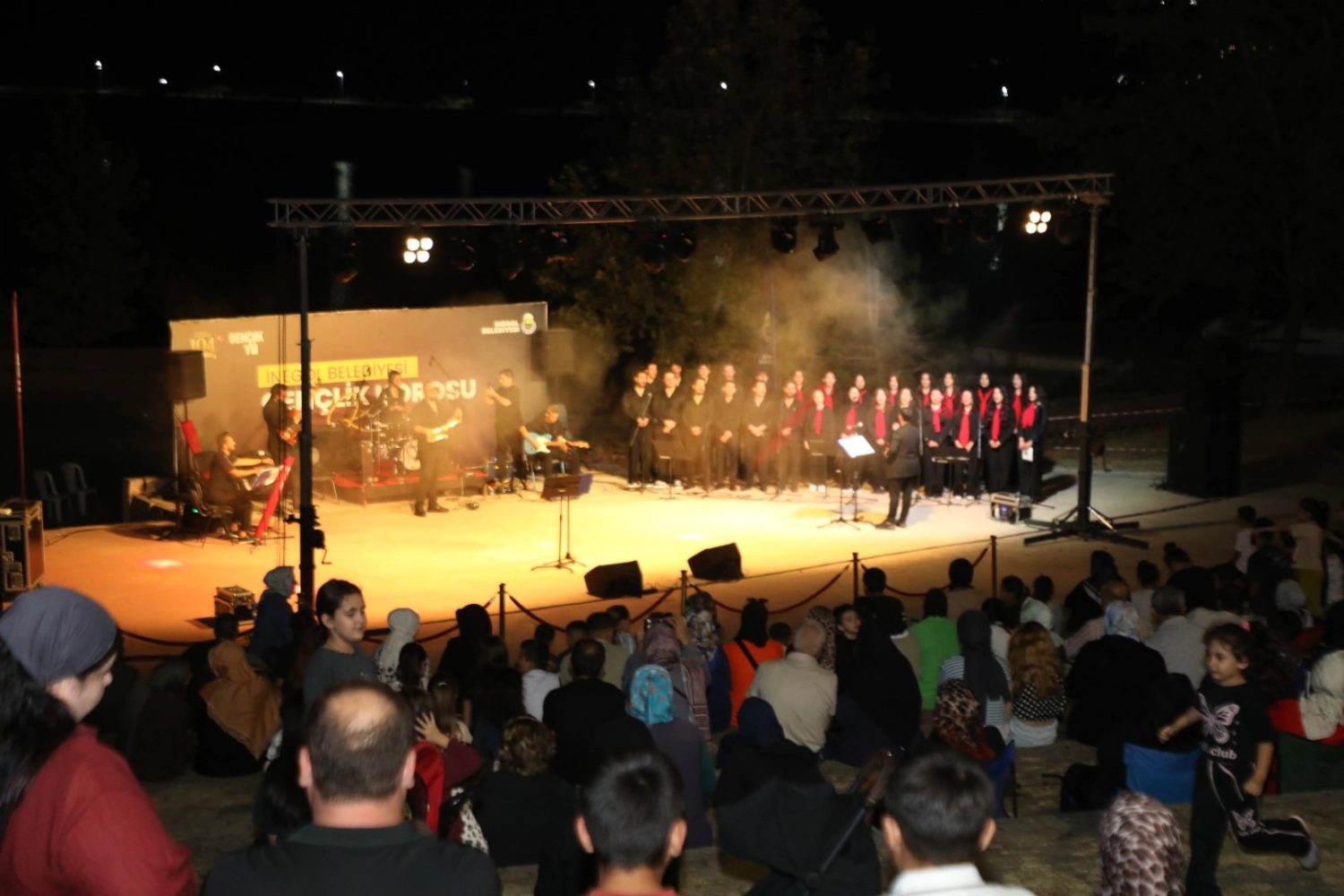 Bursa İnegöl'de Kurtuluş Coşkusu Yeniceköy'e taşındı