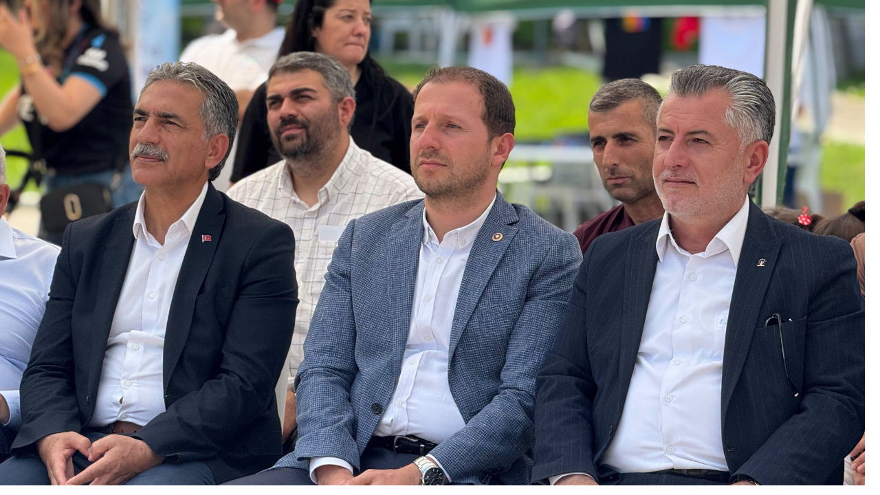 Bursa'da Sahada En Çok Görünce Milletvekili Ahmet Kılıç Dur Duralak Bilmiyor4